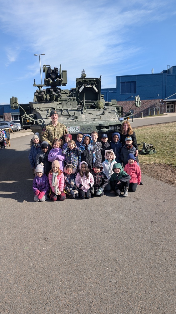🎖️ Une visite impressionnante pour nos élèves! 🚛